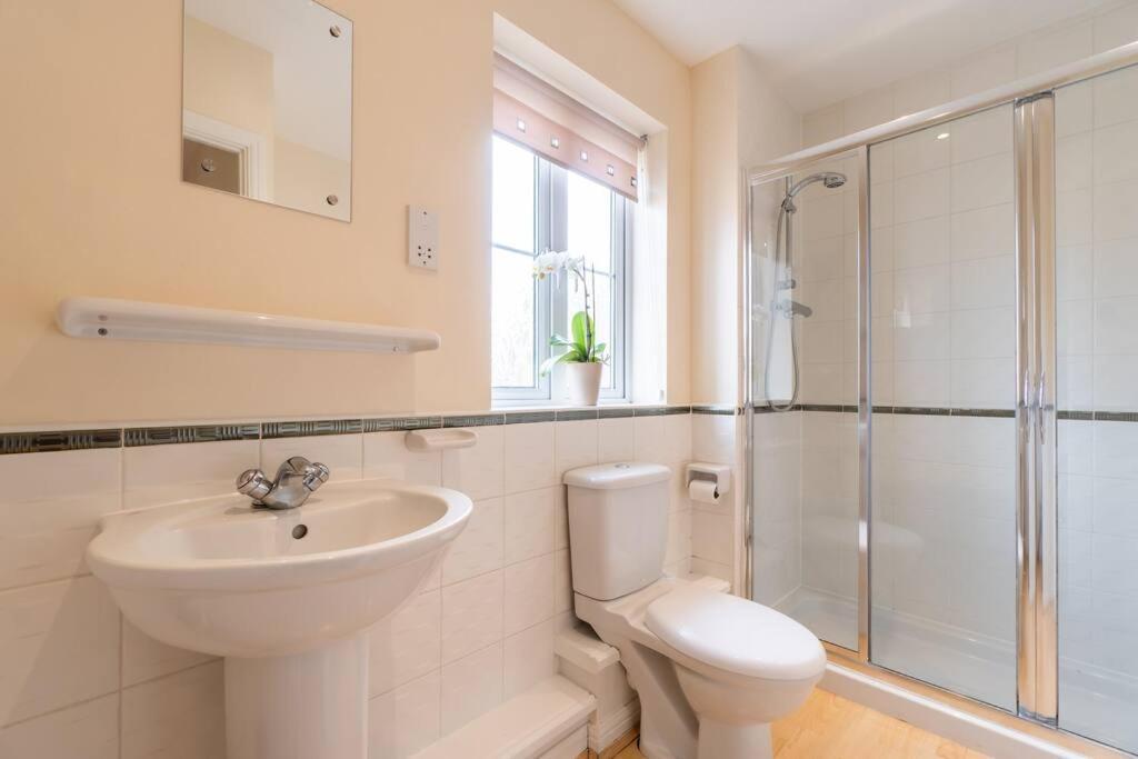 Bristol'S Coach House - 2 Bedroom Detached Apartment With Secure Parking المظهر الخارجي الصورة